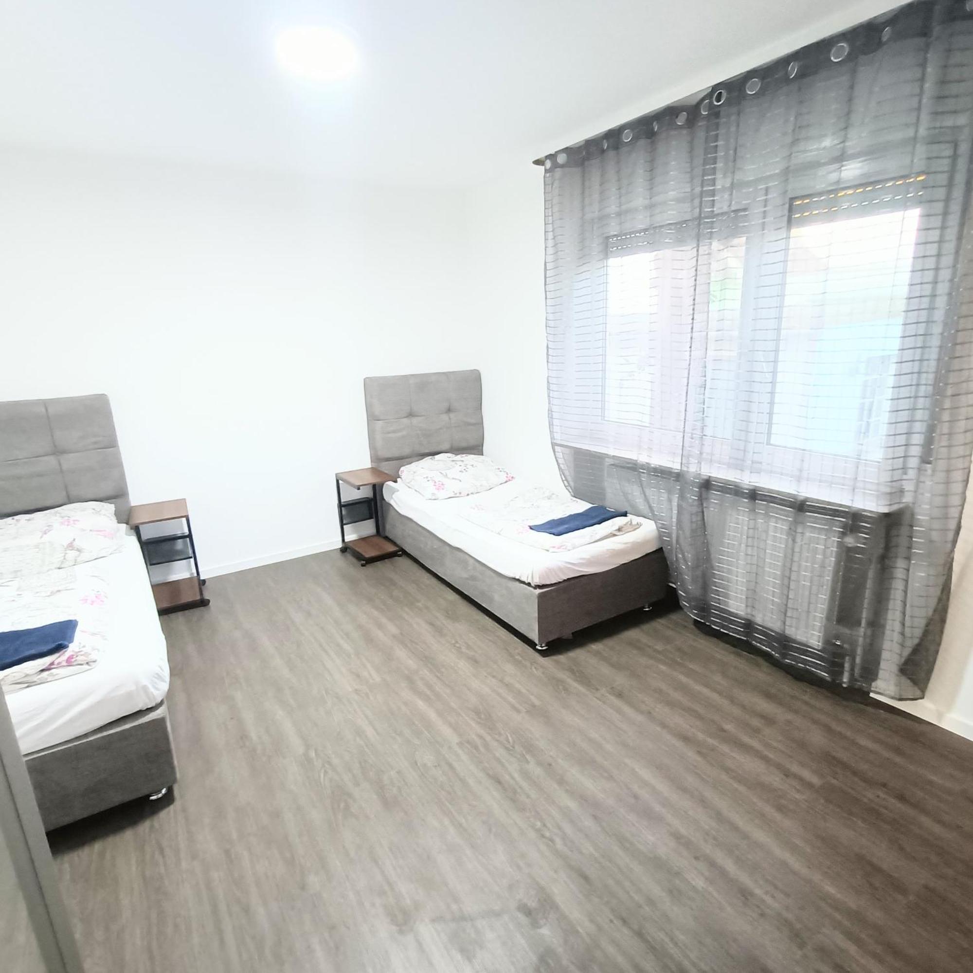 Fmi 9 Accommodation Raunheim Exterior foto