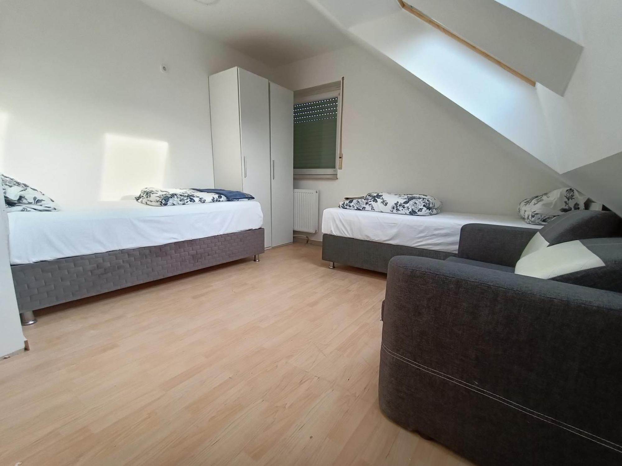 Fmi 9 Accommodation Raunheim Quarto foto